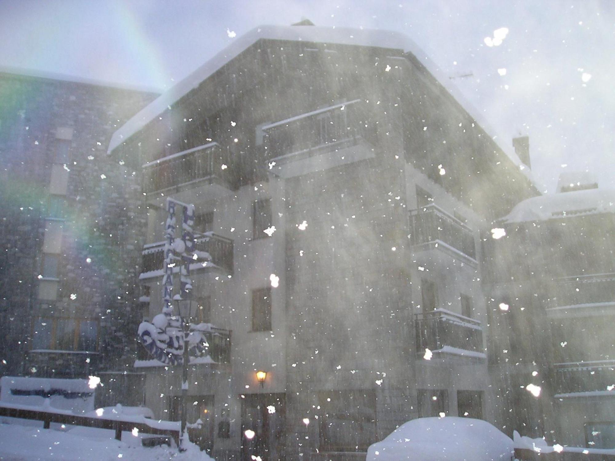 Hotel Al Caminetto Valtournenche Exterior photo