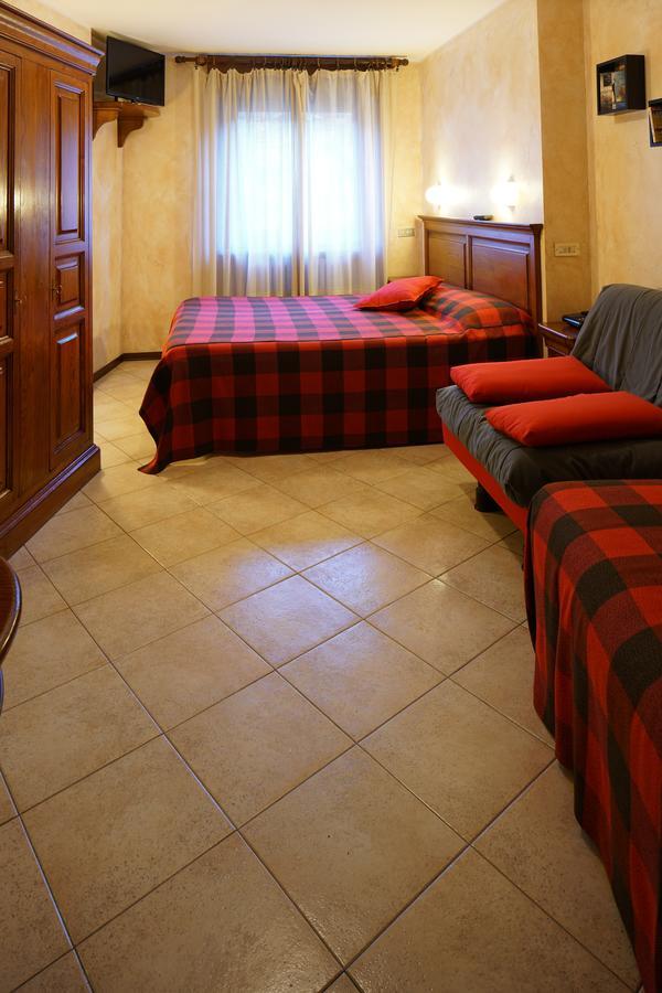 Hotel Al Caminetto Valtournenche Exterior photo